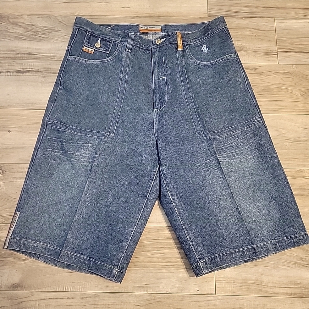 Rockawear Jean Shorts Mens 38W Blue‎ Denim Baggy Y2K Hip Hop Embroidered Logo
